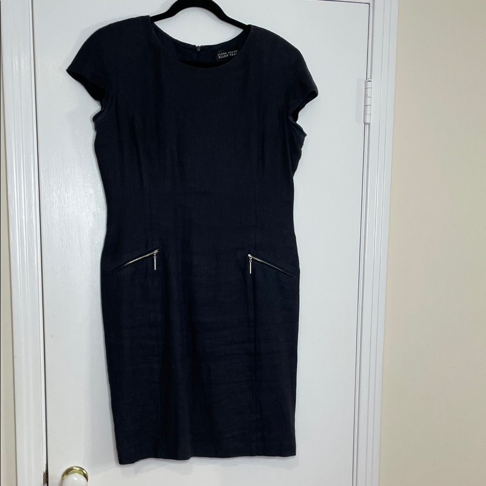 Ellen Tracy Black Cap Sleeve Dress